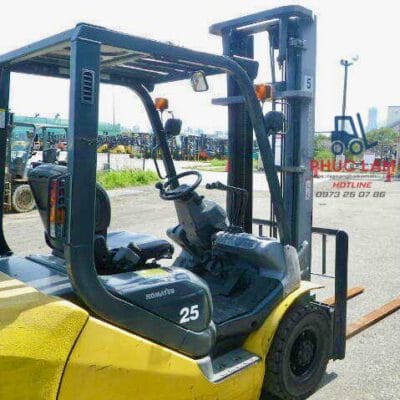 Xe Nâng Dầu Diesel 2.5 Tấn 