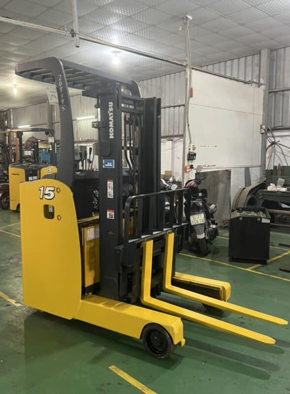 Xe Nâng điện đứng Lái Komatsu 1.5 Tấn