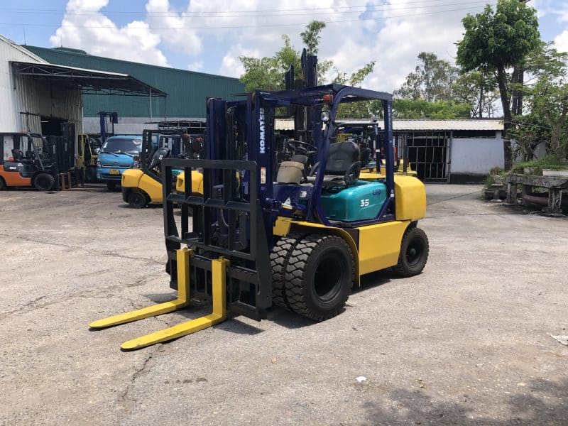 Xe nâng dầu komatsu 3.5 tấn