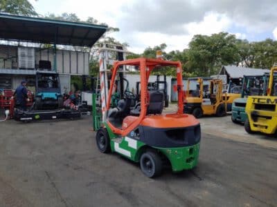 Xe Nâng Dầu 2.5 tấn Komatsu Fd25t 17