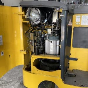 Động cơ xe nâng điện đứng lái 1,5 tấn