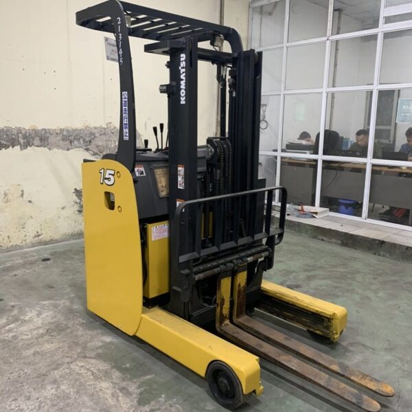 Xe nâng điện đứng lái 1.5 tấn