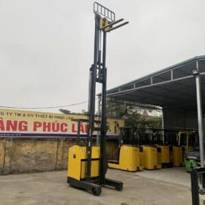 Xe Nâng Điện Đứng Lái Tháp Cao 5.5m