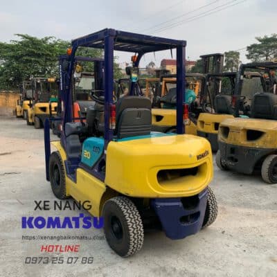 Xe Nang Dau Komatsu 2ta (4)