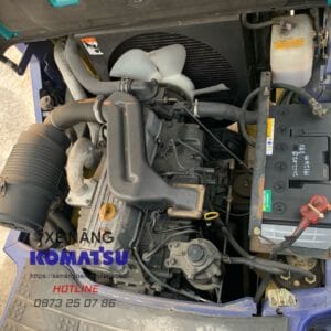 Dong Co Xe Nang Dau Komatsu 2 tấn