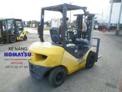 Xe Nâng Xăng Komatsu 2.5 Tấn