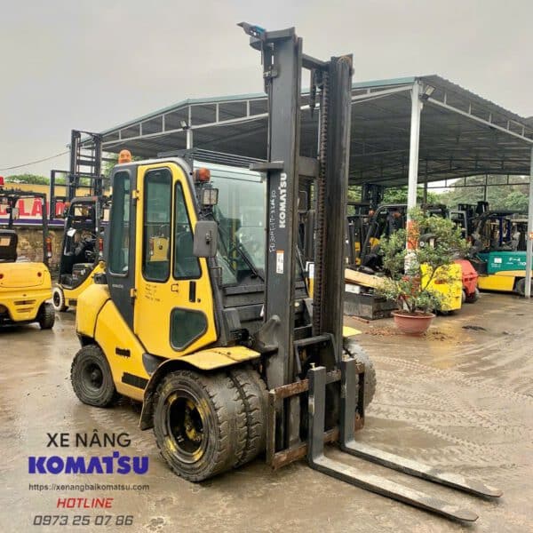 Xe Nâng Dầu 3 Tấn Komatsu Fd30ht 17 (3)